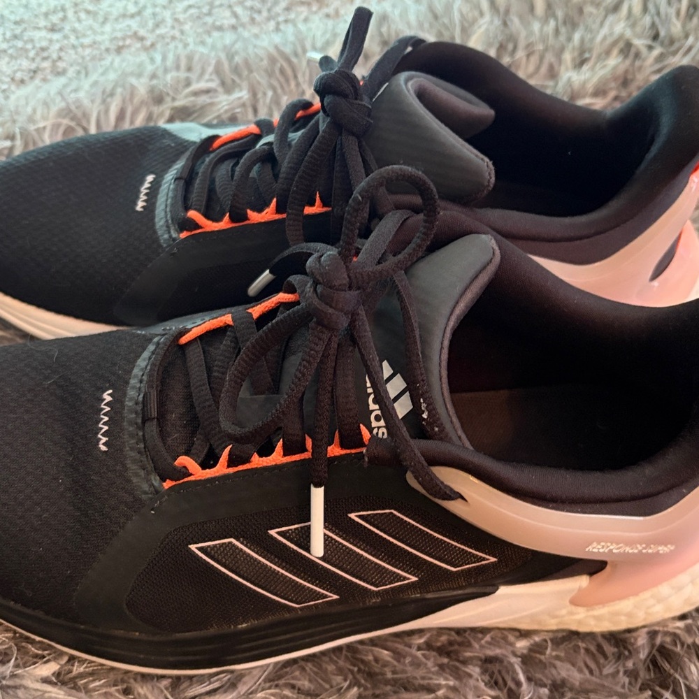 Adidas Response Black and orange women’s size 7